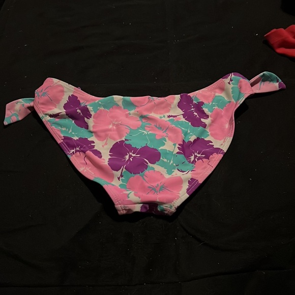 bathing suits bottoms - Picture 2 of 3